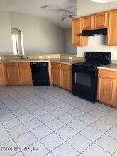 1876 Creekview Dr in Green Cove Springs, FL - Building Photo - Building Photo
