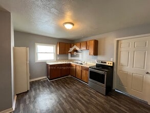 1218 S 18th St, Unit 1 in New Castle, IN - Building Photo - Building Photo