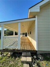 1375 Canyon Trce in Canyon Lake, TX - Building Photo - Building Photo