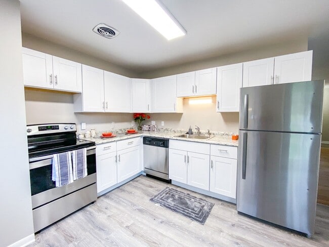 Catalpa Crossing Apartments