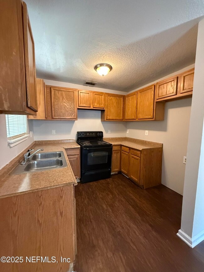 6625 Vermillion St in Jacksonville, FL - Building Photo - Building Photo