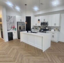 4216 Sterling St in Houston, TX - Foto de edificio - Building Photo
