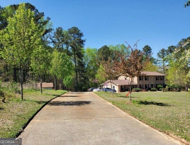 property at 2220 Sunny Hill Rd