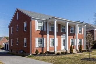 Seneca Park Condos in Louisville, KY - Building Photo - Building Photo