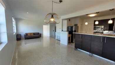 200 S Shore Dr in Miami Beach, FL - Building Photo - Building Photo