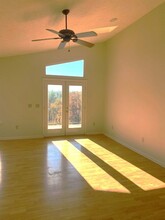 1207 Snowcap Trail in Redding, CA - Building Photo - Building Photo