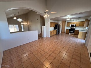 756 Gritty Garnet Ave in Las Vegas, NV - Building Photo - Building Photo