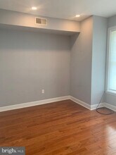 3538 Wharton St-Unit -3RD FL in Philadelphia, PA - Foto de edificio - Building Photo