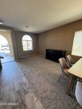 949 E Indian Wells Pl in Chandler, AZ - Building Photo - Building Photo