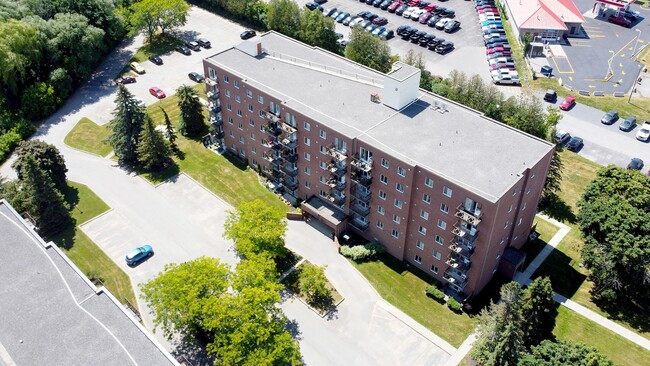 267 Cataraqui Ridge in Kingston, ON - Building Photo - Building Photo