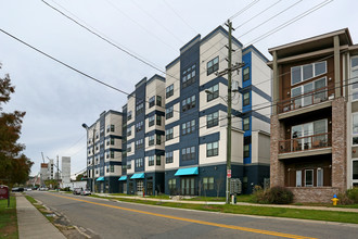 The Eclipse on Madison in Tallahassee, FL - Building Photo - Building Photo