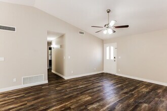 18861 N 77th Ave in Glendale, AZ - Building Photo - Building Photo