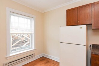 952 W Cornelia Ave in Chicago, IL - Building Photo - Building Photo