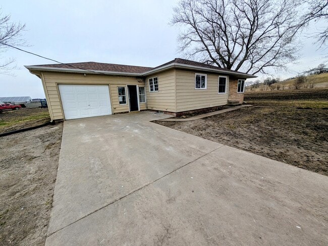 property at 2031 Blue Dr