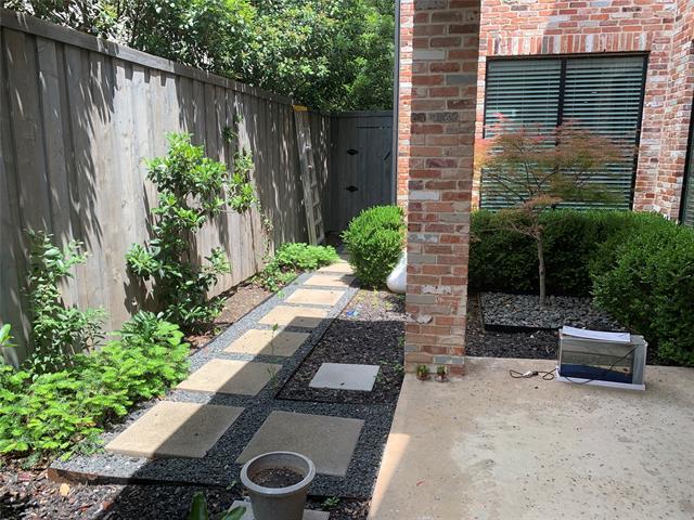 6429 Del Norte Ln in Dallas, TX - Building Photo - Building Photo