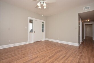 1040 Columbia St-Unit -B in Houston, TX - Building Photo - Building Photo