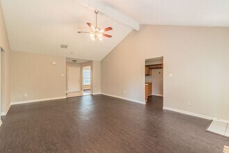 6722 Loch Bruceray Dr in Houston, TX - Building Photo - Building Photo