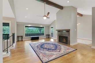 3801 Laurel Ledge Ln in Austin, TX - Building Photo - Building Photo