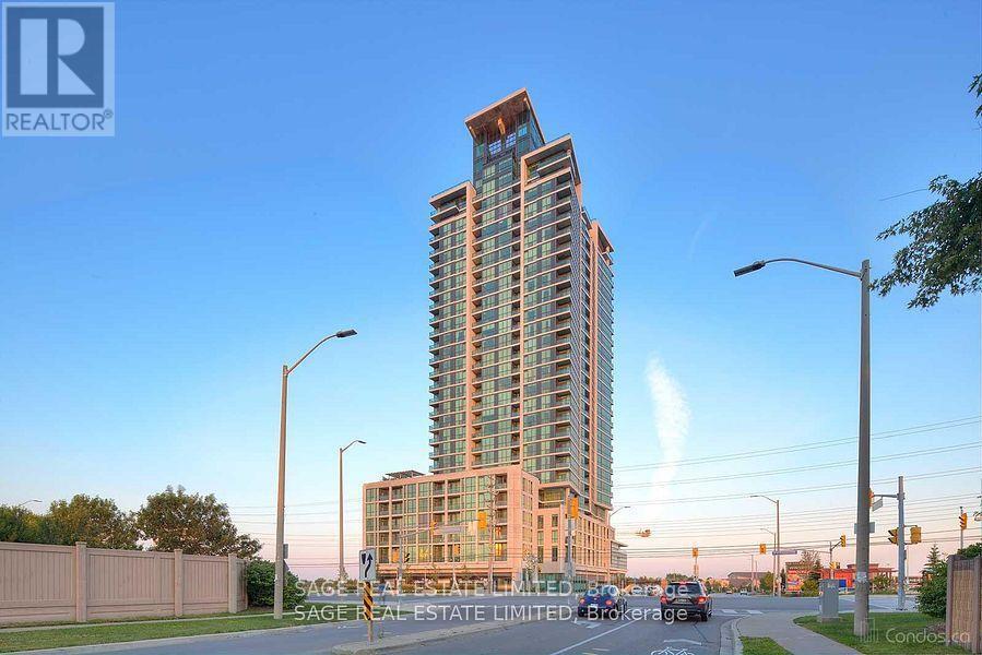3975 Grand Park Dr in Mississauga, ON - Building Photo