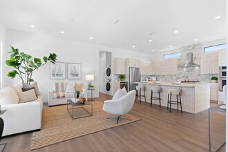 4249 Gila Ave in San Diego, CA - Building Photo - Building Photo