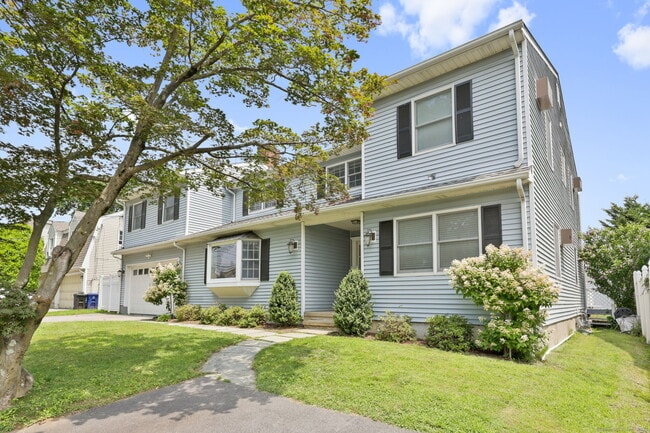 property at 19 Windy Knolls