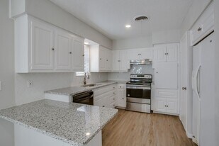 4505 27th St in Lubbock, TX - Building Photo