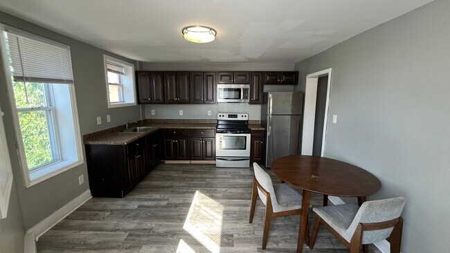 3160 Lyndale Ave in Baltimore, MD - Building Photo - Building Photo
