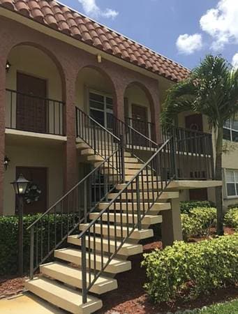 2600 S Kanner Hwy, Unit J11 in Stuart, FL - Building Photo - Building Photo