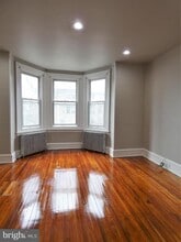 542 E Woodlawn St in Philadelphia, PA - Building Photo - Building Photo