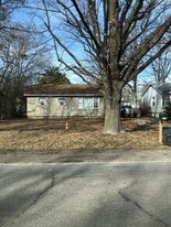 525 E James Blvd in St James, MO - Building Photo