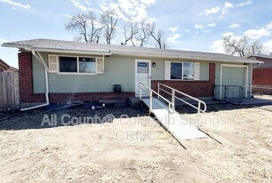 2510 Ivanhoe Dr in Colorado Springs, CO - Building Photo