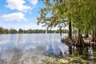 758 Highland Ave in Orlando, FL - Foto de edificio - Building Photo