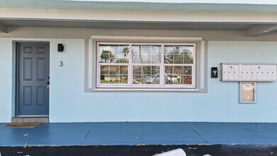 1011 S Miramar Ave in Indialantic, FL - Building Photo - Building Photo