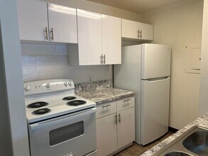 3816 Breakwater Way in Kissimmee, FL - Building Photo - Building Photo