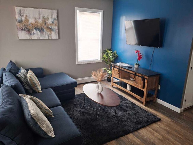 property at 3 Salmon St