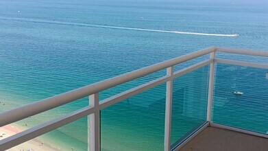 3900 Galt Ocean Dr in Fort Lauderdale, FL - Building Photo - Building Photo