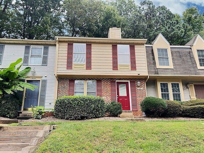 1821 Fox Sterling Dr in Raleigh, NC - Building Photo