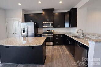 3014 Potomac River Pkwy in Charlotte, NC - Building Photo - Building Photo