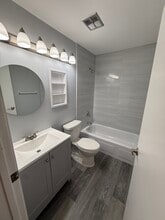 20137 S Hampton Ct in Frankfort, IL - Building Photo - Building Photo