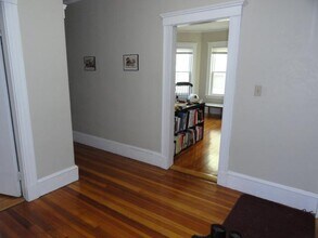 101 Heath St, Unit 1 in Somerville, MA - Building Photo - Building Photo