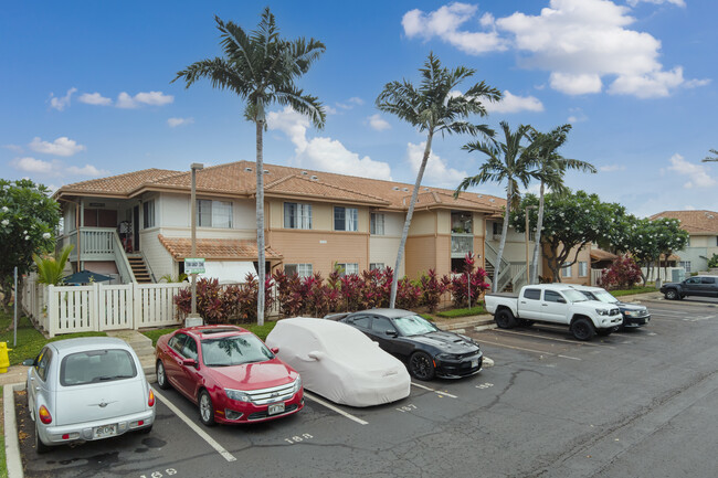 A'eloa Terrace in Kapolei, HI - Building Photo - Building Photo