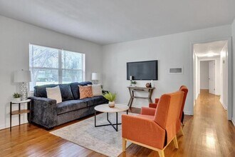 6333 Sauterne Dr in Jacksonville, FL - Building Photo - Building Photo