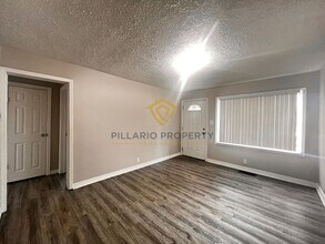 1824 N Riley Ave in Indianapolis, IN - Building Photo - Building Photo