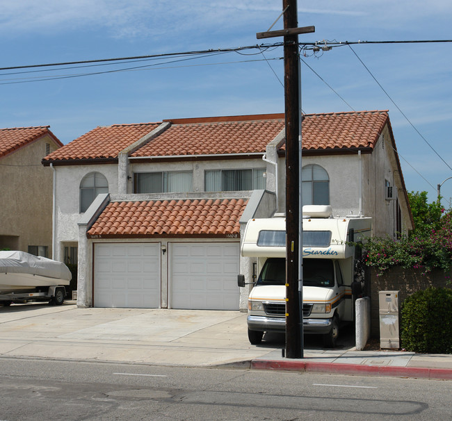 16691 Bolsa Chica St in Huntington Beach, CA - Building Photo - Building Photo