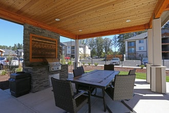 Pioneer Vista in Ridgefield, WA - Foto de edificio - Building Photo