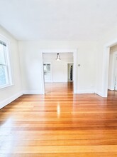 112 Sycamore St in Belmont, MA - Building Photo - Building Photo