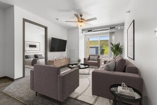 Split Rock Village in Sioux Falls, SD - Building Photo