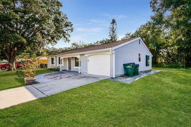 5192 Cambay St in North Port, FL - Building Photo - Building Photo