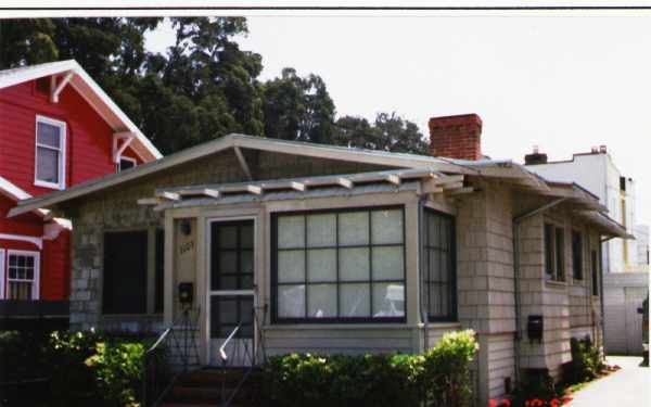 1103 Douglas Ave in Burlingame, CA - Building Photo