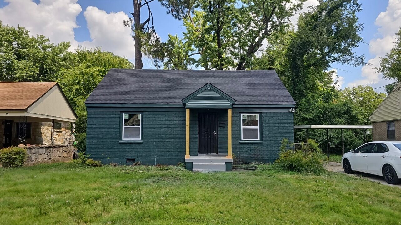 1268 Poppen Cove in Memphis, TN - Building Photo
